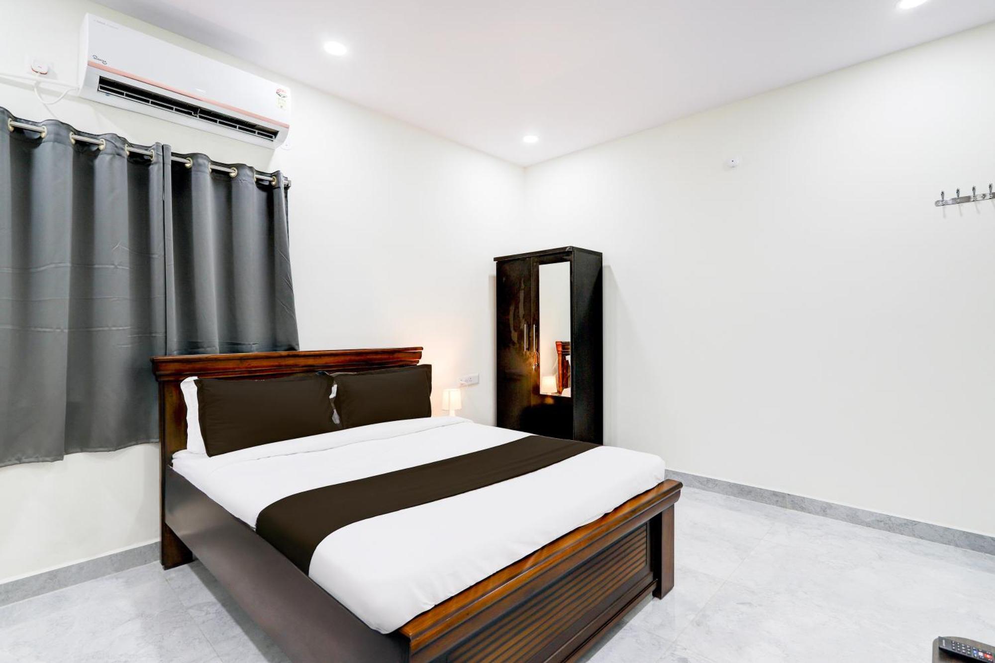 Super Collection O Vanasthalipuram Sururnagar Extérieur photo