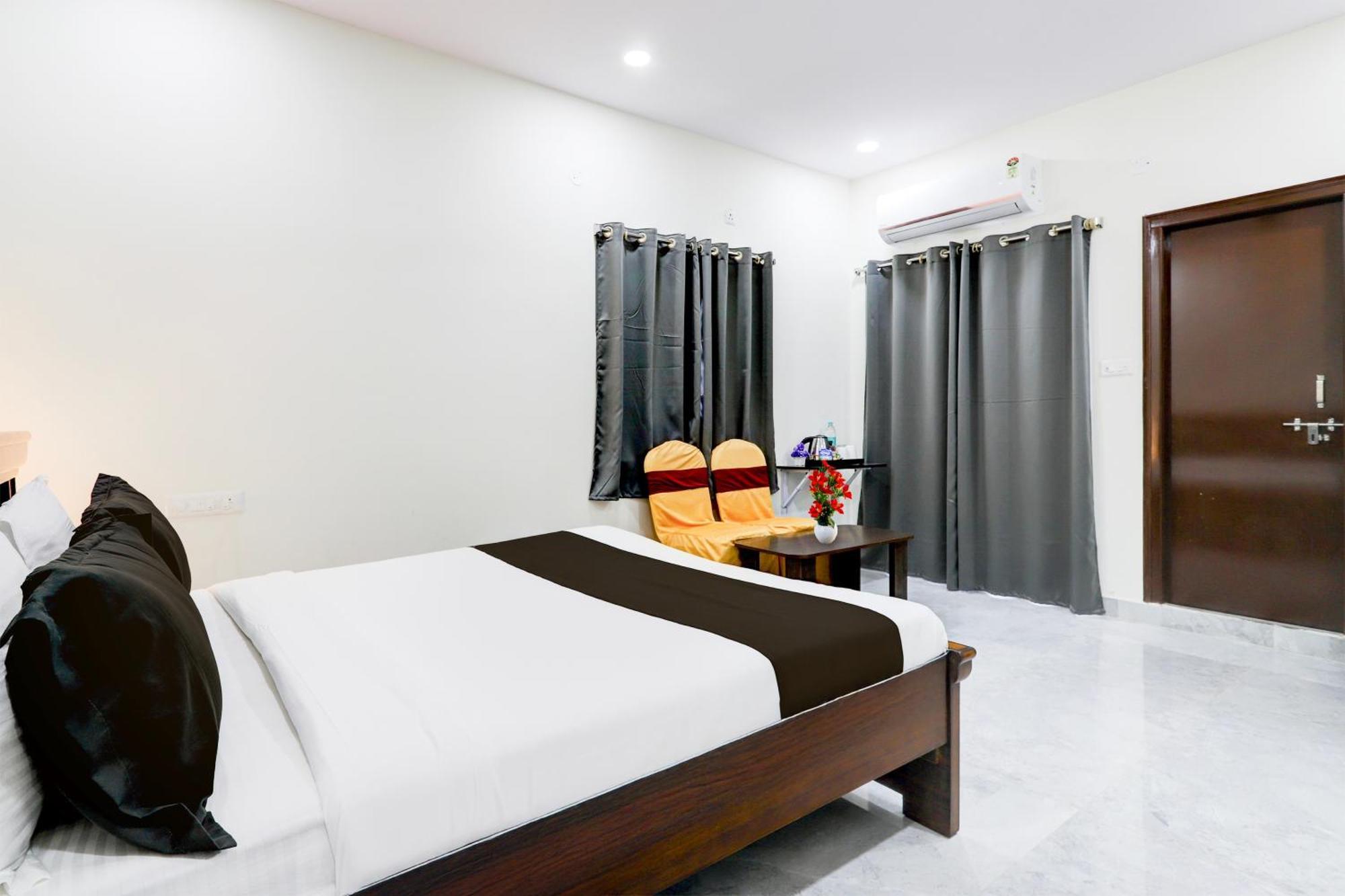 Super Collection O Vanasthalipuram Sururnagar Extérieur photo